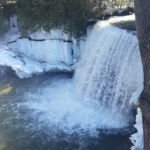 Meet your Posher, Chloe